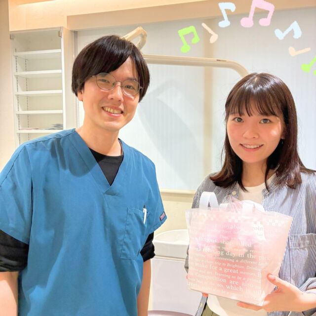 こんにちは❗中野みらい矯正歯科です
治療お疲れ様でした😊✨
当院を選んでいただきありがとうございました❕
保定期間も引き続きよろしくお願いします✨️
【無料相談のご予約・お問い合わせ】
☎︎ 03-6454-1040
📱 https://nakano-kyousei.com/counseling/form/
#矯正歯科 #歯科矯正 #矯正専門医 #目立たない矯正 #ワイヤー矯正 #矯正 #歯列矯正 #マウスピース矯正 #インビザライン #大人の矯正 #小児矯正 #子供の矯正 #子どもの矯正 #歯科衛生士 #中野 #中野駅 #中野区 #無料相談 #部分矯正 #矯正中 #キレイになりたい #矯正女子 #矯正女子と繋がりたい #矯正男子 #矯正始めました