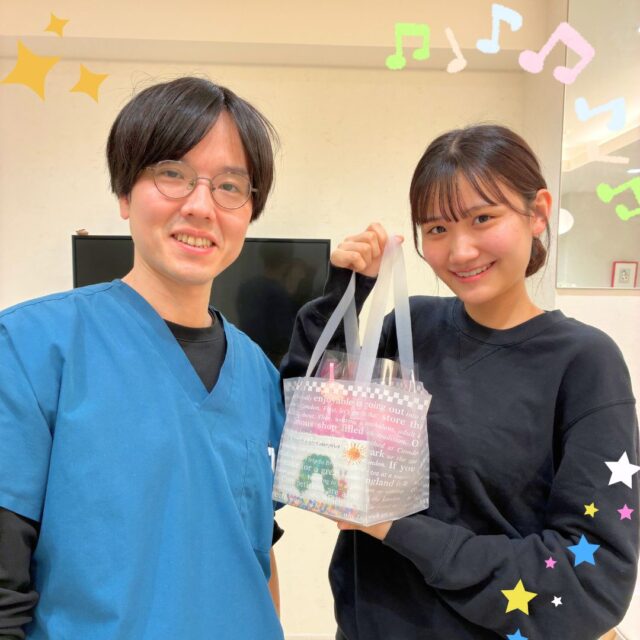 こんにちは❗中野みらい矯正歯科です

治療お疲れ様でした😊
素敵な笑顔ありがとうございます💕

当院を選んでいただきありがとうございました❕

【無料相談のご予約・お問い合わせ】
☎︎ 03-6454-1040
📱 https://nakano-kyousei.com/counseling/form/

#矯正歯科 #歯科矯正 #矯正専門医 #目立たない矯正 #ワイヤー矯正 #矯正 #歯列矯正 #マウスピース矯正 #インビザライン #大人の矯正 #小児矯正 #子供の矯正 #子どもの矯正 #歯科衛生士 #中野 #中野駅 #中野区 #無料相談 #部分矯正 #矯正中 #キレイになりたい #矯正女子 #矯正女子と繋がりたい #矯正男子 #美容