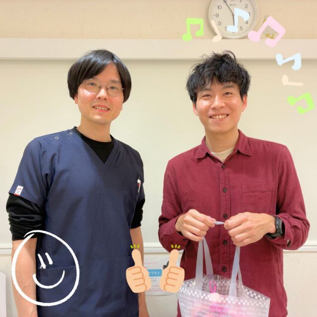 こんにちは❗中野みらい矯正歯科です

治療お疲れ様でした✨️
引き続き保定期間もよろしくお願いします😄

当院を選んでいただきありがとうございました❕

【無料相談のご予約・お問い合わせ】
☎︎ 03-6454-1040
📱 https://nakano-kyousei.com/counseling/form/

#矯正歯科 #歯科矯正 #矯正専門医 #目立たない矯正 #ワイヤー矯正 #矯正 #歯列矯正 #マウスピース矯正 #インビザライン #大人の矯正 #小児矯正 #子供の矯正 #子どもの矯正 #歯科衛生士 #中野 #中野駅 #中野区 #無料相談 #部分矯正 #矯正中 #矯正男子 #矯正始めました #抜歯矯正
